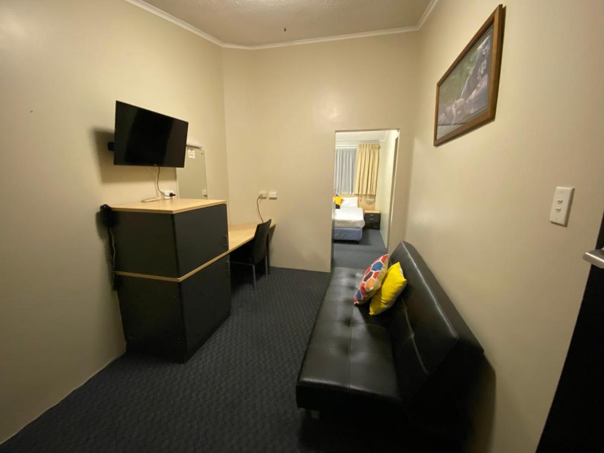Taree Motor Inn Екстер'єр фото