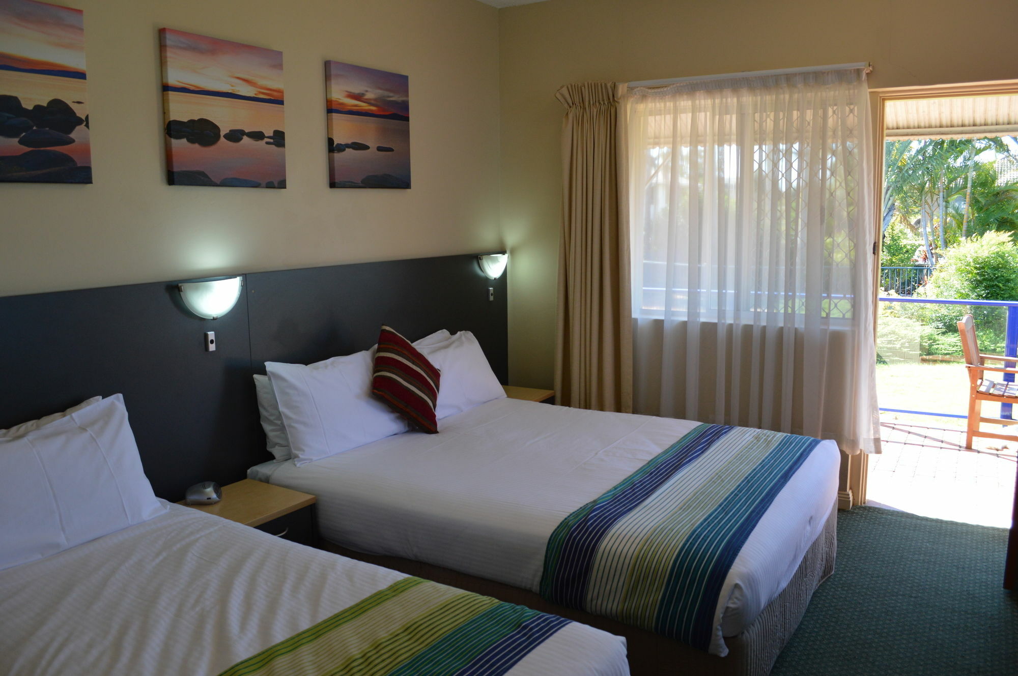 Taree Motor Inn Екстер'єр фото